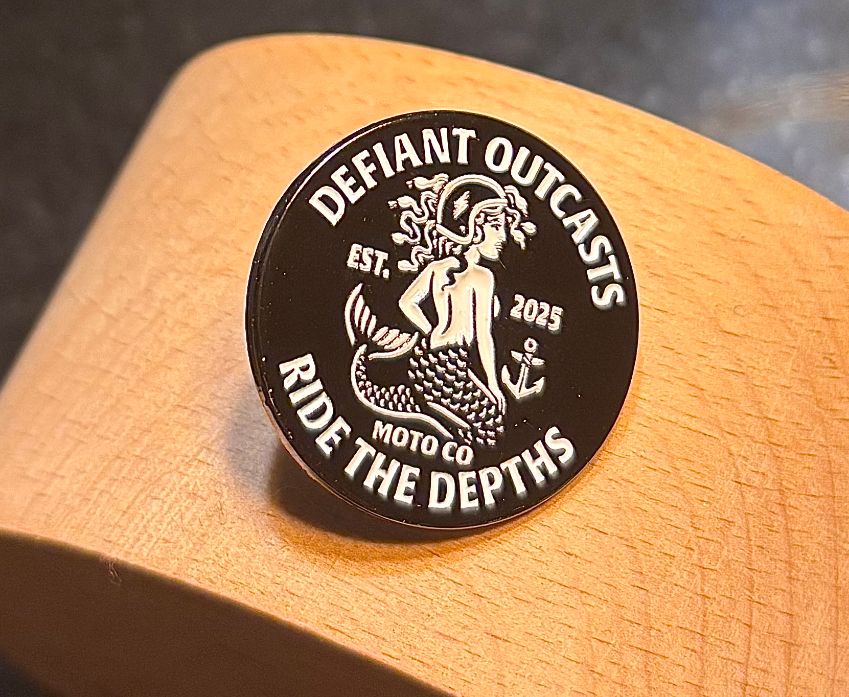 Enamel Pin (Mermaid Medusa)