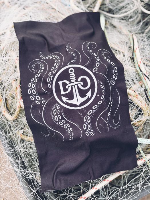 Kraken Gaiter (round logo)