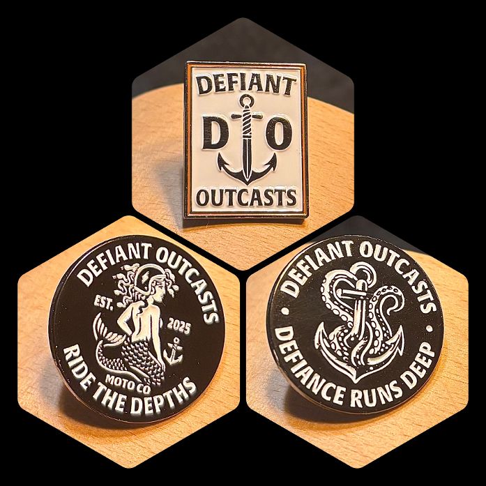 Enamel Pin (Mermaid Medusa)